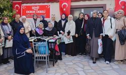 Kur’an kursunda kursiyerler geleneksel Kütahya kıyafetlerini ve yemeklerini tanıttı