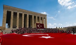 ANKARA - Türk Kızılaydan Anıtkabir'e ziyaret