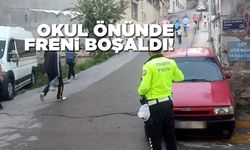 Sinop’ta freni boşalan araç köpeği ezdi