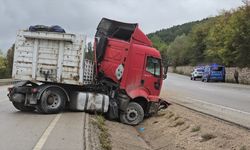 KARABÜK - Üç trafik kazasında 3 kişi yaralandı