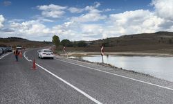 KÜTAHYA - Heyelanın taşırdığı göl nedeniyle kapanan yol yeniden trafiğe açıldı