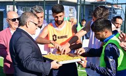 Vali Özarslan’dan Sinopspor’a moral ziyareti