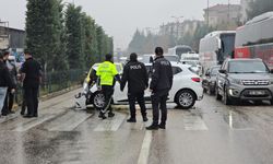 Karabük'te ciple çarpışan otomobilin sürücüsü yaralandı