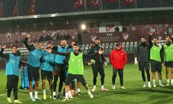 A Milli Futbol Takımı, Galler maçı hazırlıkların sürdürdü