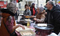 Sinop'ta savaş mağduru ülkeler için "Hayır Çarşısı" kuruldu