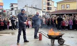 Öğrencilere yangına müdahale eğitimi verildi