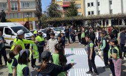 Öğrencilere trafik kuralları hakkında bilgi verildi