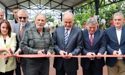 Huzurevi sakinlerinin çalışmaları sergilendi