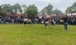 Yusuflu Güreş Şenliği yağmura rağmen hız kesmedi