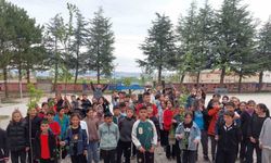100 fidanı toprakla buluşturdular