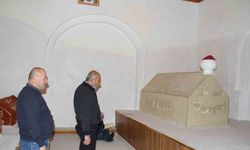 Batı Karadeniz’in fatihi Emir Karatekin Bey’in kabri ziyaretçilerini ağırlıyor