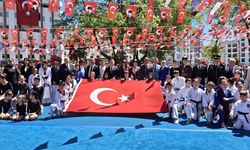 Sinop'ta 19 Mayıs coşkuyla kutlandı