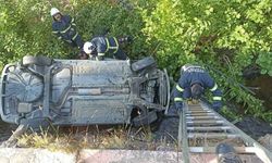 Dereye uçan otomobildeki 1 kişi yaralandı