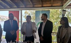 Sinop protokolü ve vatandaş bayramlaştı