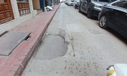Sinop'ta eğimli yol tehlike oluşturuyor