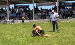 Geleneksel Yakadibi Güreş Şenliği coşkuyla kutlandı