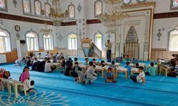 Merzifon Müftüsü yaz Kur’an kurslarını ziyaret etti