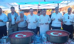 Suluova'da vatandaşlara aşure dağıtıldı