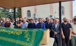 Gazeteci Cem Küçük'ün babası son yolculuğa uğurlandı