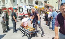 Otomobil ile motosiklet çarpıştı: 1 yaralı