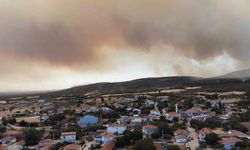 Yangın sırasında yükselen dumanlar dron ile görüntülendi