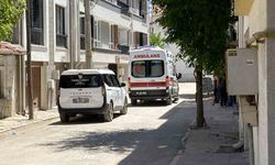 Yüksekten düşen küçük çocuk hastaneye kaldırıldı