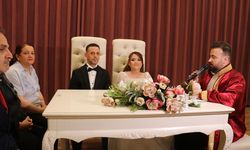 Endonezya'dan geldi, Trabzon'da gelin oldu