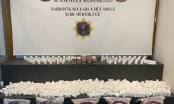 Karpuz yüklü kamyonetten yüz binlerce narkotik hap çıktı