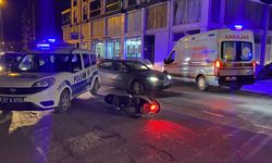 Motosiklet kazasında 2 kişi yaralandı