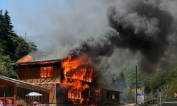 Yangın çıkan restoran kullanılamaz hale geldi