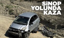 Otomobil şarampole yuvarlandı: 1 yaralı