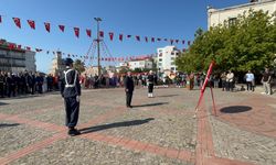 Sinop’ta 30 Ağustos kutlamaları çelenk sunumuyla başladı