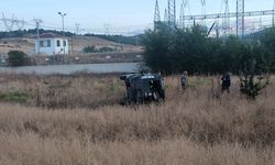 Amasya'da hafif ticari araç devrildi: 4 yaralı