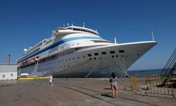 'Astoria Grande' Samsun Limanı'na demirledi