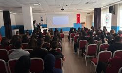 Bağımlılıkla mücadele semineri düzenledi
