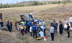 Düğün konvoyundaki trafik kazasında 2 kişi yaralandı
