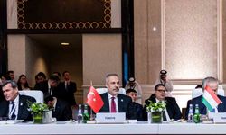 Bakan Fidan Katar’da