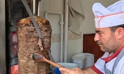 Döner ustası evinde asılı halde ölü bulundu