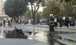 Seyir halindeki motosiklet alev alev yandı