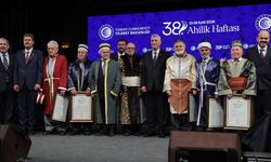 Yarım asırlık süpürge ustasına ahilik