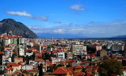 Aydın'ın Manevi Atmosferi Günlük Yaşamı Nasıl Şekillendiriyor?