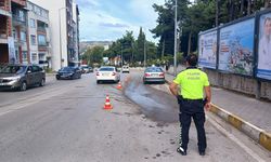 Sinop’ta yola dökülen yağ trafiği aksattı