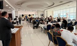 Eğitim-Bir-Sen üyeleri üniversitede bir araya geldi