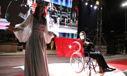 "Engelsiz Işıklar Havuz Başı Bir Umut Podyumu" Samsun’da gerçekleşti