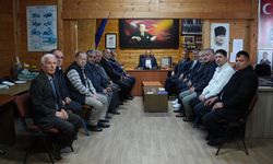 Vali Özarslan Muhtarlar Derneğini ziyaret etti