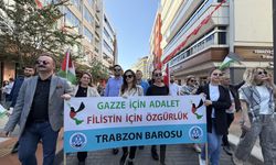 'Gazze İçin Ayaktayız' sloganıyla yürüyüş düzenlendi