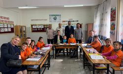 Kaymakam Büyüker'den ilkokul ziyareti