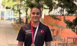 Milli halterci Türkan Beşikçi şampiyonluğa hazırlanıyor