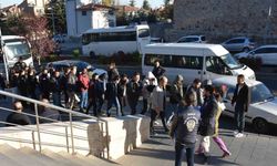 Öğretmen olacaktı, çete lideri oldu