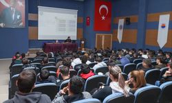 Sinop'ta gençlere yönelik Güvenli Gelecek seminerleri düzenlendi